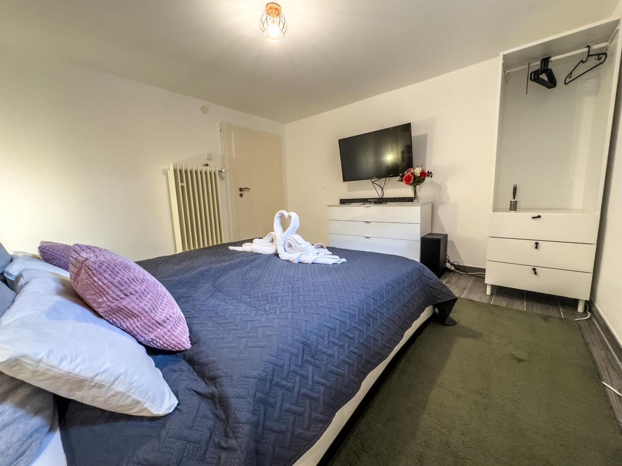 Souterrain Mit Eigenem Eingang Und Terasse Apartment Sarstedt